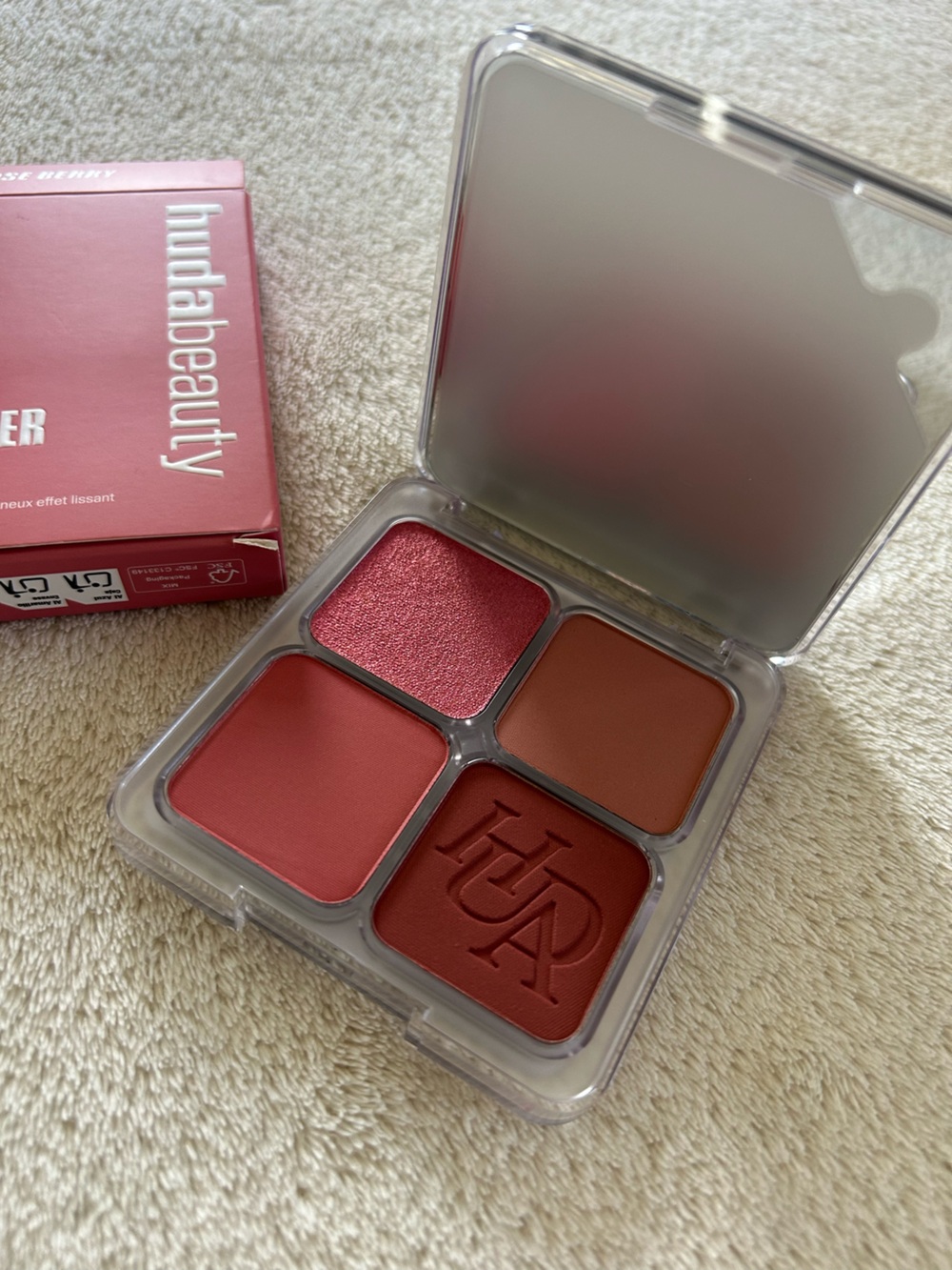 Huda blush filter palette - rose berry